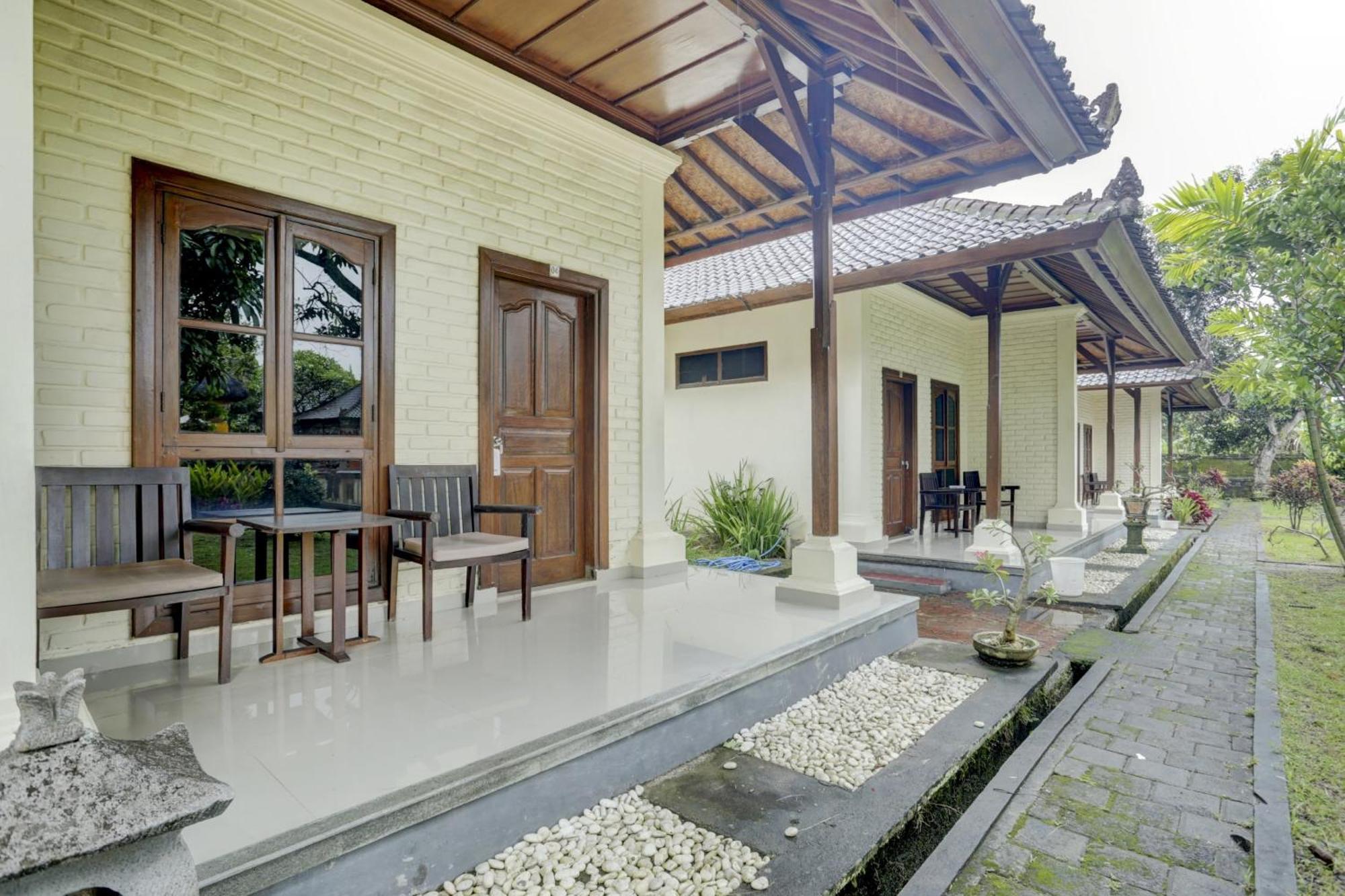 Oyo 1762 Hotel Astiti Graha Tanah Lot Exterior foto